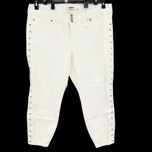 Torrid White Lace Up Side Jegging Skinny Jeans Plus 24R High Rise Grommet NWOT